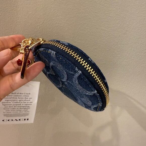 Coach CZ256 Circular Coin Pouch Bag Charm In Signature Denim - Picture 3 of 6